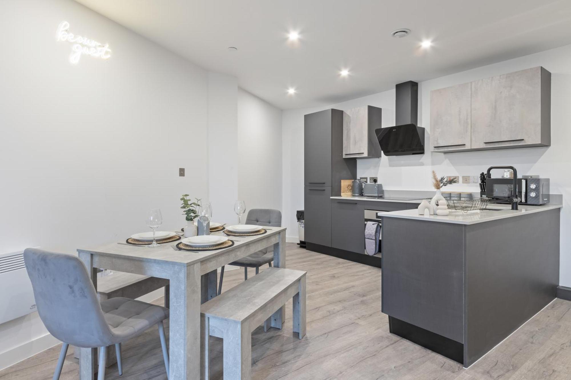Elegant Flat - Sleeps 5 - Gym *