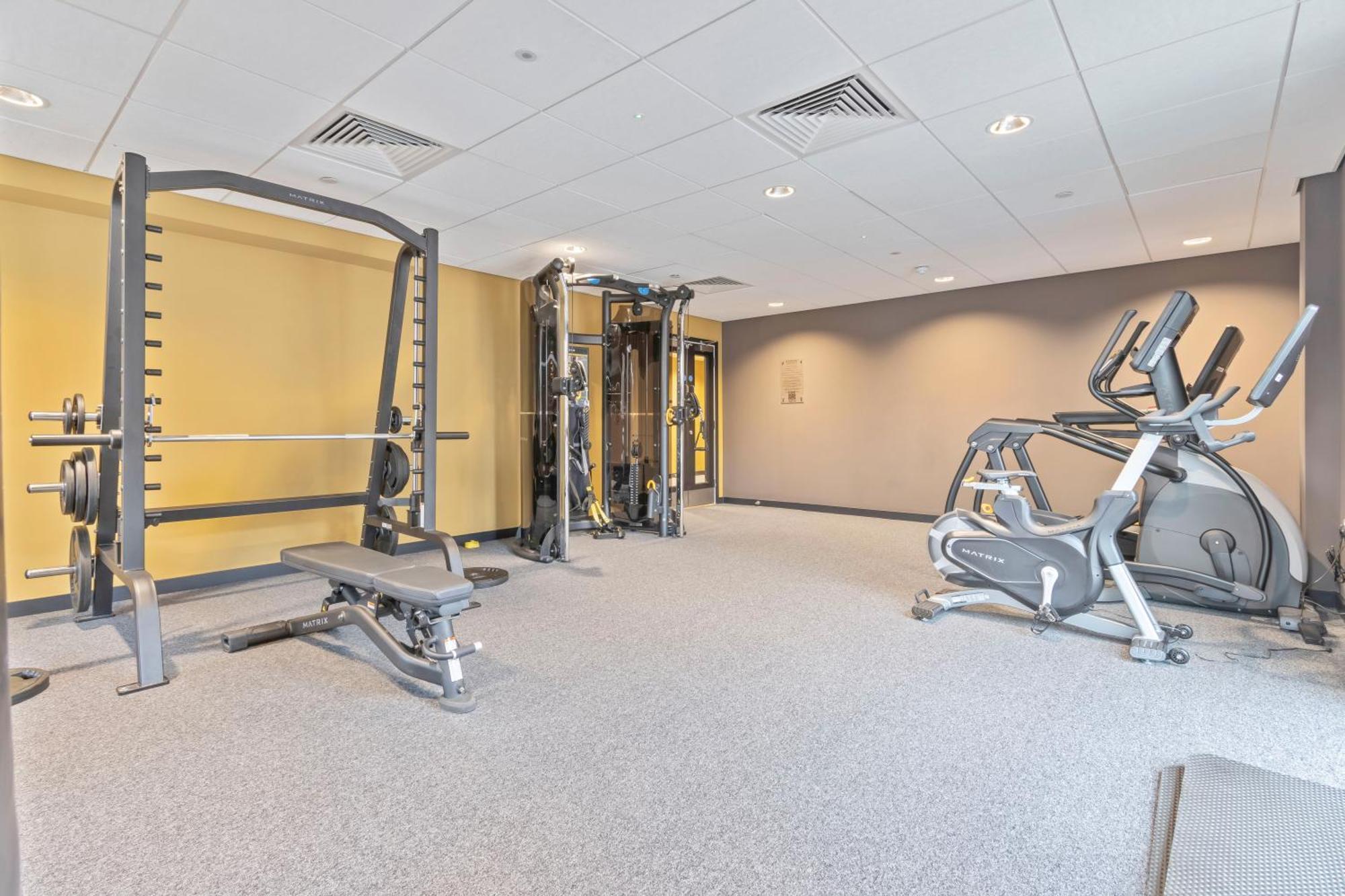 Elegant Flat - Sleeps 5 - Gym